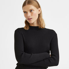 Black mini skirt