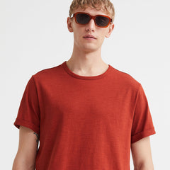 Regular round neck