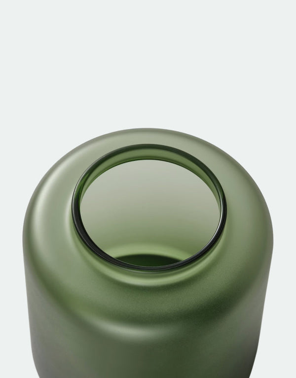 Konstfull vase