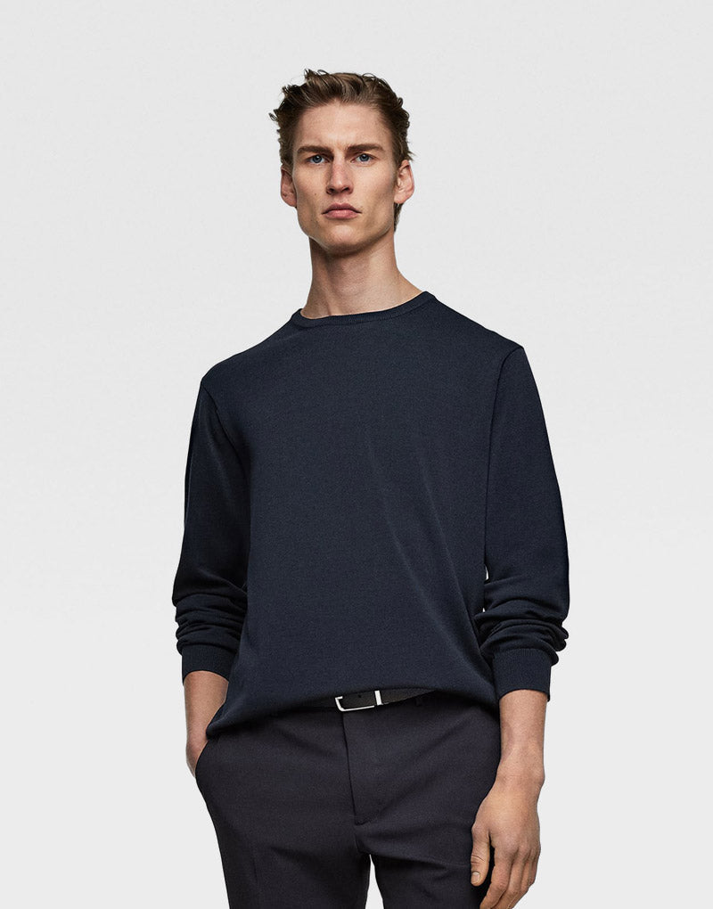 Sleeve sweater