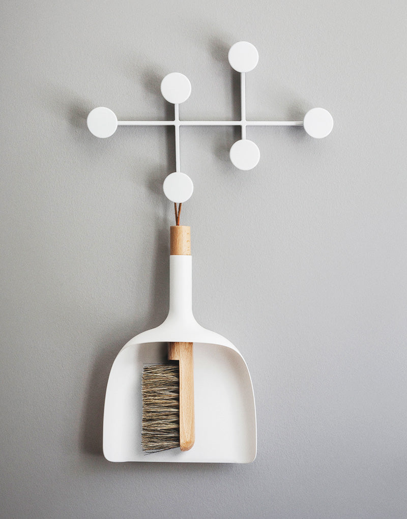 Cleaning tray