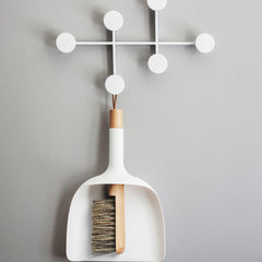 Cleaning tray