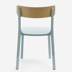 Modern ruelle chair