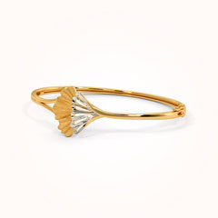 Sansa oval bangle