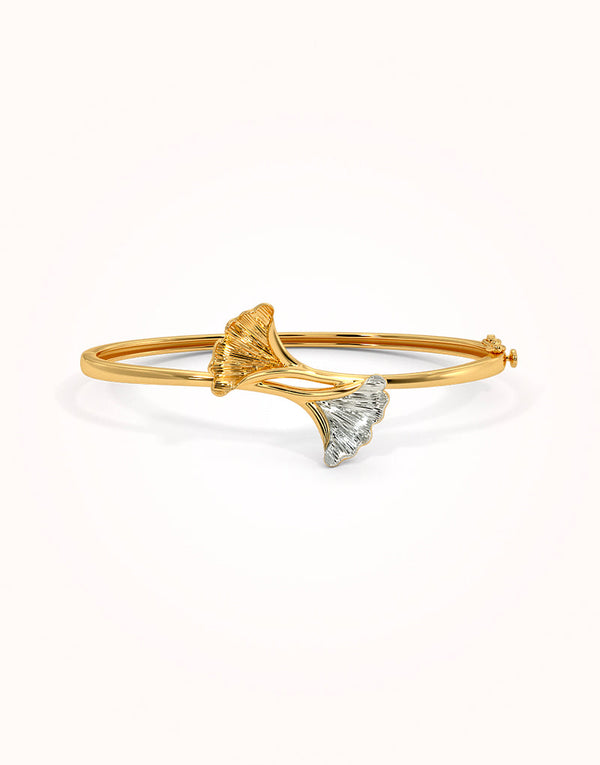 Tango oval bangle