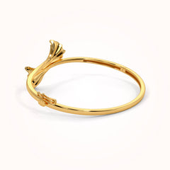 Tango oval bangle