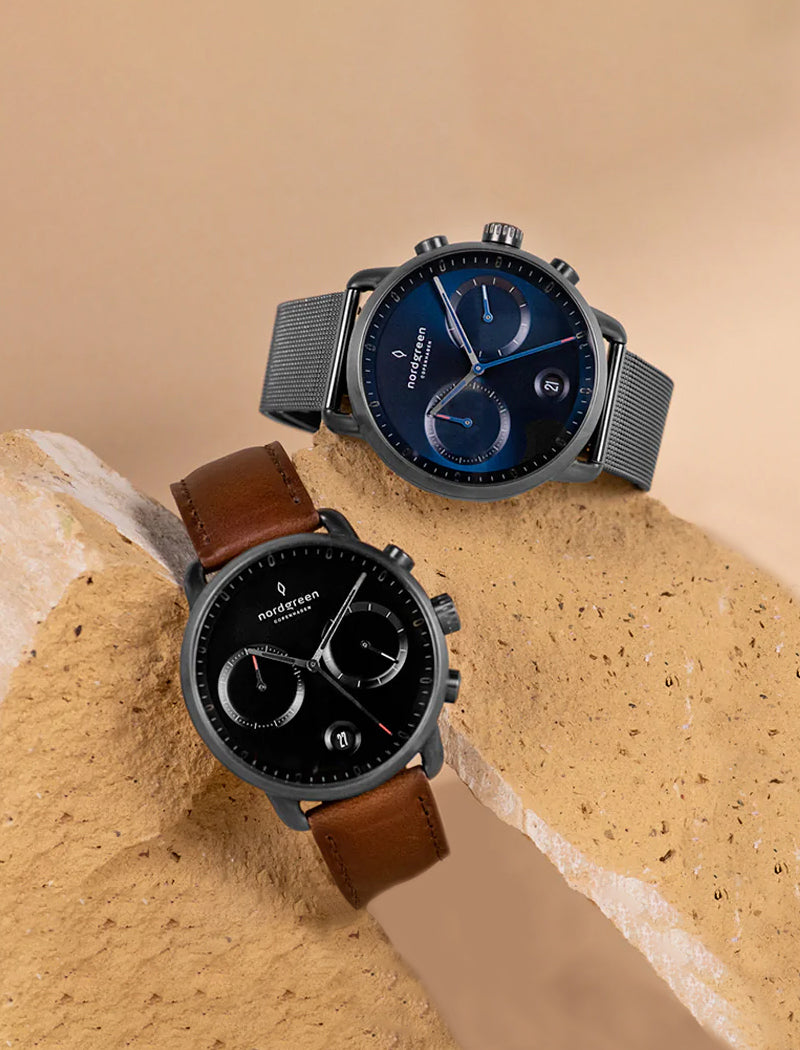 Analog men's watch