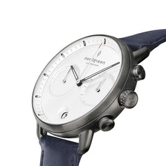 Analog men's watch